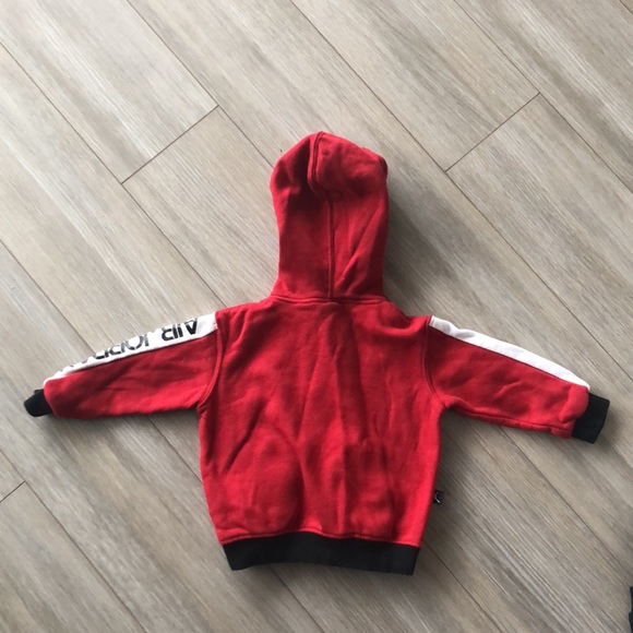 Jordan Set - Picture 4 of 8